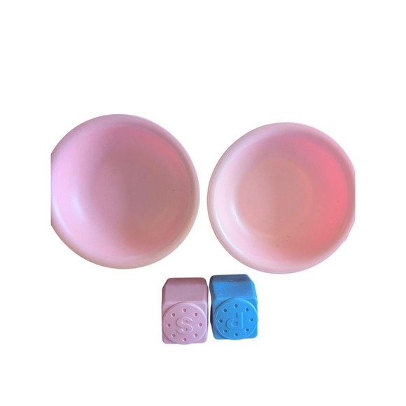 Fisher-Price Other - Vintage 1992 Fisher Price Pink Bowls and Salt Pepper Shakers Play Kitchen Set